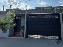 Casa 1 suíte - 2 quartos