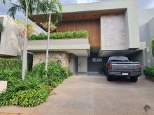 Sobrado no Damha III - porteira fechada