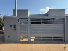 Casa com 02 quartos - sendo 01 suíte no Nasser