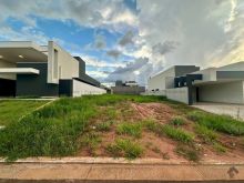 Terreno 374 m² - plano - estudo proposta e financia