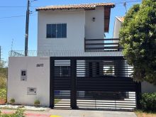 Sobrado no Montevidéu com 2 suítes e ótimo espaço