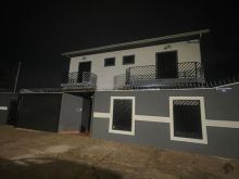 Sobrado com 4 dormitórios e amplo terreno