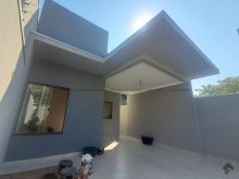 03 quartos e terreno grande