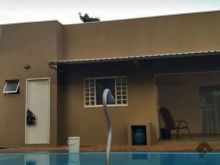 Chácara com piscina pronta pra morar