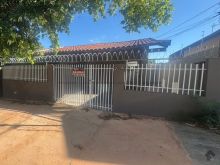 Excelente casa recém reformada