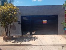 Casa com 1 suíte e 1 quarto