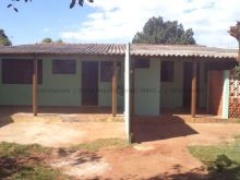 Lote com edícula na rua comercial no Aero Rancho