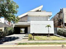 Sobrado de luxo com elevador - Damha III