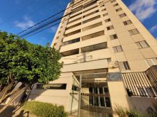 Apartamento amplo com excelente localização