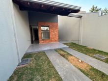 Casa 2 quartos - sendo 1 suíte e churrasqueira