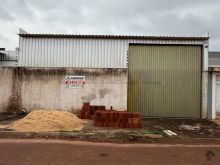 Barracão com 3 divisões