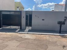 Casa reformada em estado de nova