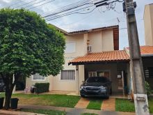 Sobrado em condomínio fechado - 3 dormitórios