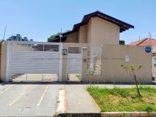 Oportunidade - casa térrea com quintal