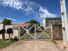 Casa térrea em condomínio