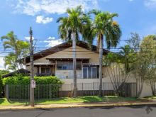 Sobrado com 5 suítes e elevador - Jardim São Bento