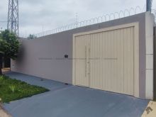 Aconchegante com piscina