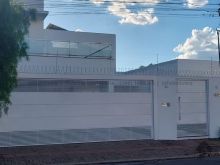 Sobrado - Chácara Cachoeira