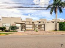 Sobrado em condomínio Jardins Cachoeira