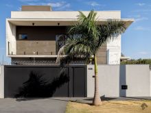 Sobrado com piscina - Caiçara