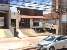 Salão no centro da cidade