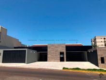 Luxuoso prédio - clínica ou escritório novo de 800 m² - térreo