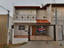 Sobrado no bairro Vila Planalto