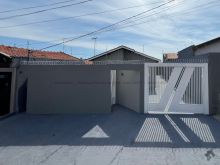 Casa com entrada parcelada no Jardim Colibri