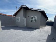 2 quartos - terreno de 200 m²