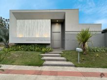 Alto padrão e conforto - casa térrea de esquina