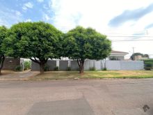 Casa térrea localizada no Jardim Panamá
