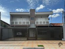 Sobrado - 05 suítes - Chácara Cachoeira