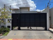 Linda casa com projeto moderno