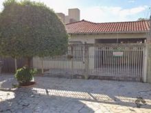 Imóvel comercial com 8 salas