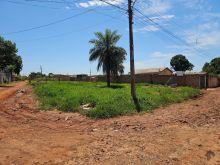 Esquina próximo à futura via de acesso às Moreninhas