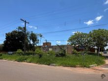 Lote de esquina - na rua da feira do Rita Vieira