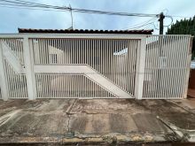 Casa - 1 suíte - 1 quarto - Monte Castelo