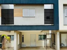 Sobrado em condomínio fechado no Cidade Jardim