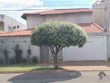 Sobrado no Carandá Bosque I