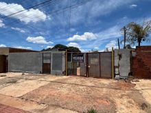 Excelente terreno a poucos metros da avenida principal