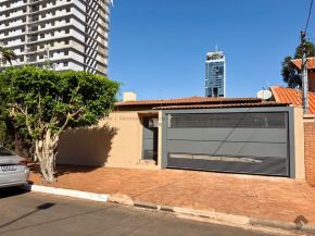 Casa Comercial