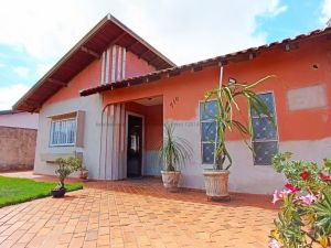 Casa-Térrea em Vila Vilas Boas