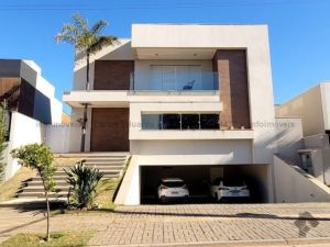 Sobrado-Condomínio em Residencial Alphaville