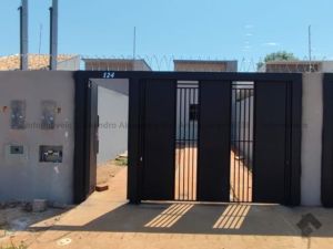 Casa-Térrea em Nova Campo Grande