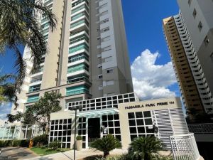 Apartamento em Vivendas do Bosque
