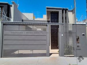 Casa-Térrea em Rita Vieira