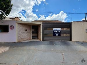 Casa-Térrea em Seminário