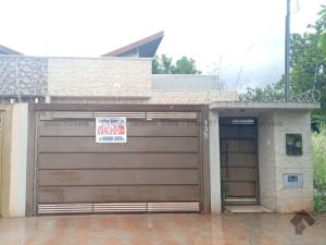 Casa-Térrea em Seminário