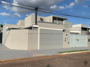 Casa-Térrea em Vila Margarida