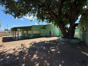 Área em Vila Jalú